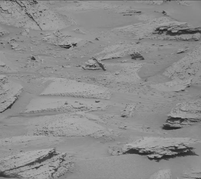 Sol 3831: Mast Camera (Mastcam)
