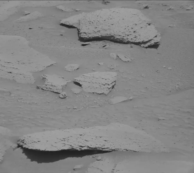 Sol 3831: Mast Camera (Mastcam)