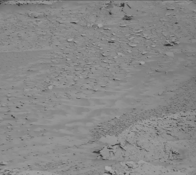 Sol 3831: Mast Camera (Mastcam)