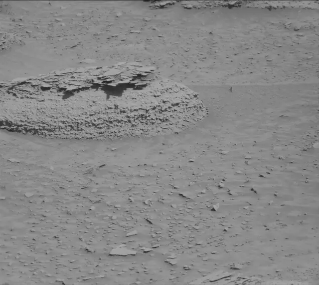 Sol 3831: Mast Camera (Mastcam)