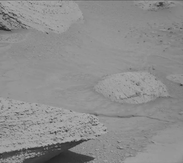 Sol 3831: Mast Camera (Mastcam)