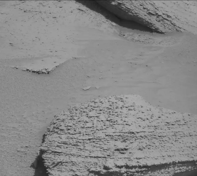 Sol 3831: Mast Camera (Mastcam)