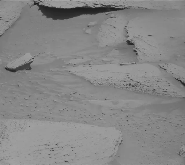 Sol 3831: Mast Camera (Mastcam)