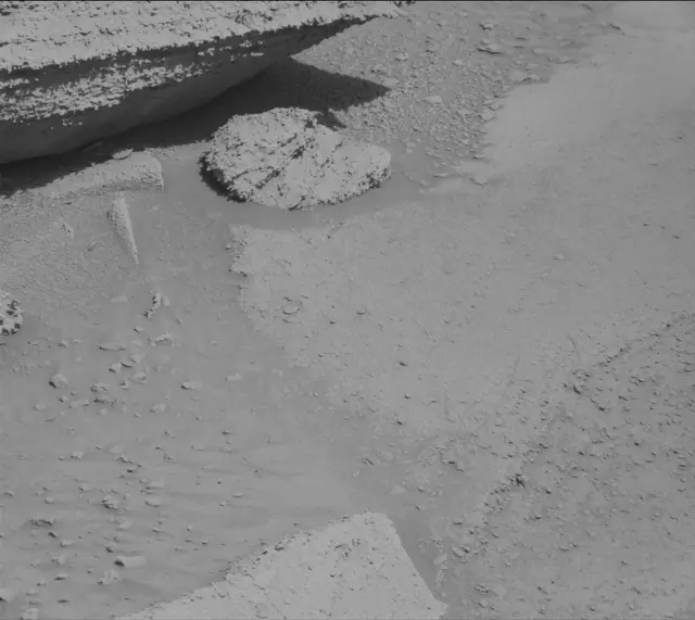 Sol 3831: Mast Camera (Mastcam)