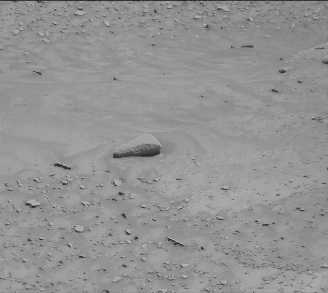 Sol 3834: Mast Camera (Mastcam)