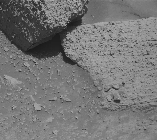 Sol 3834: Mast Camera (Mastcam)