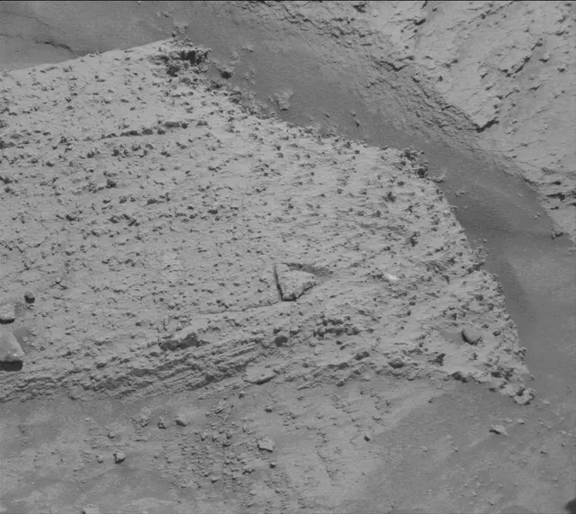 Sol 3834: Mast Camera (Mastcam)