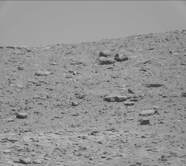 Sol 3834: Mast Camera (Mastcam)