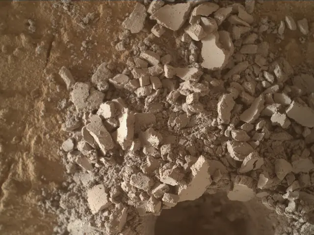 Sol 3834: Mars Hand Lens Imager (MAHLI)