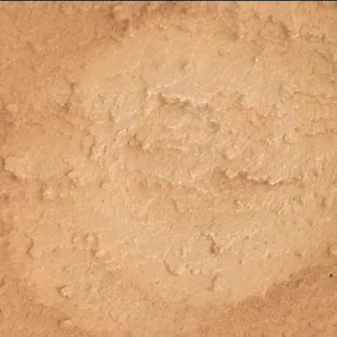 Sol 3837: Mars Hand Lens Imager (MAHLI)