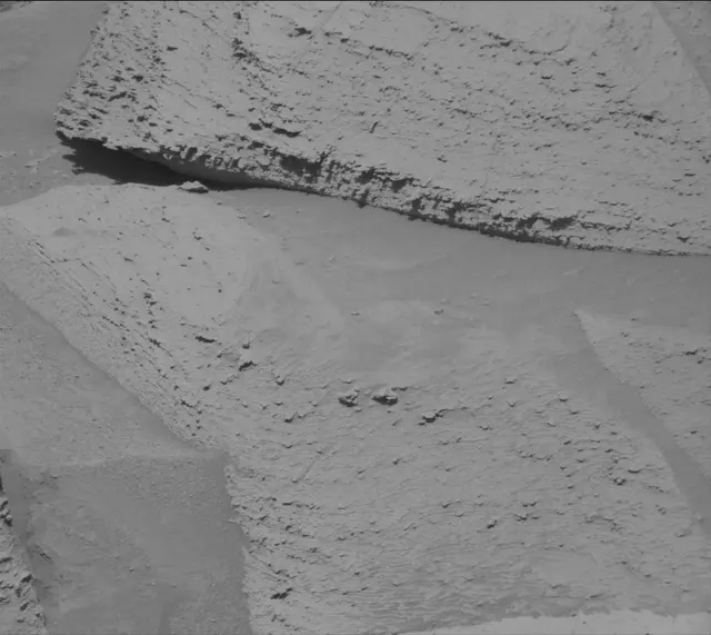 Sol 3838: Mast Camera (Mastcam)