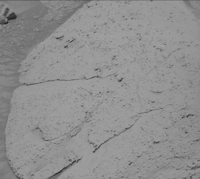 Sol 3838: Mast Camera (Mastcam)
