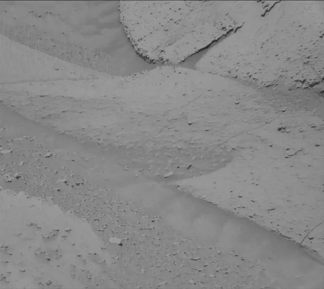 Sol 3838: Mast Camera (Mastcam)