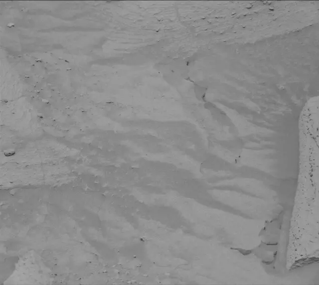 Sol 3838: Mast Camera (Mastcam)