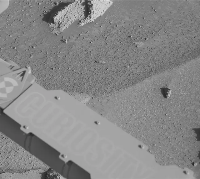 Sol 3839: Mast Camera (Mastcam)