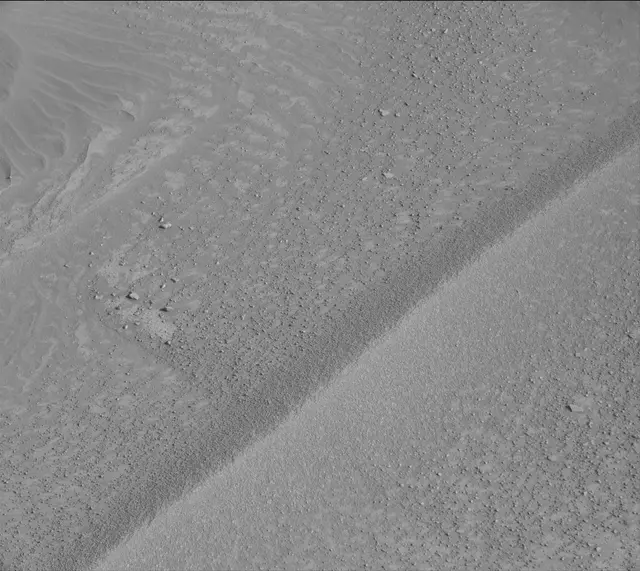 Sol 3839: Mast Camera (Mastcam)