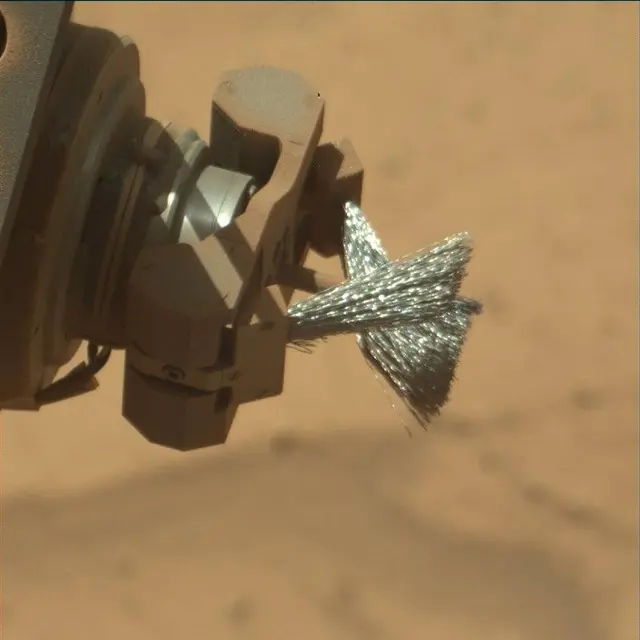 Sol 3839: Mast Camera (Mastcam)