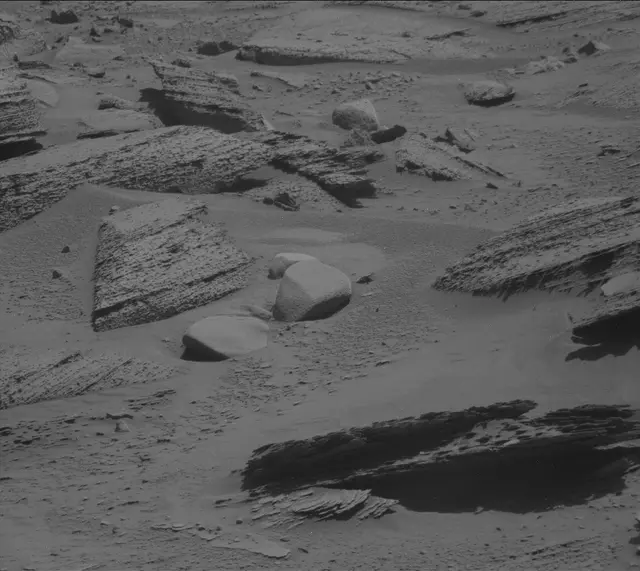 Sol 3839: Mast Camera (Mastcam)