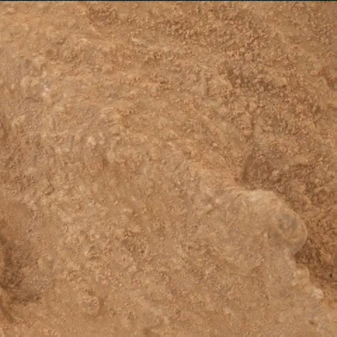 Sol 3839: Mars Hand Lens Imager (MAHLI)