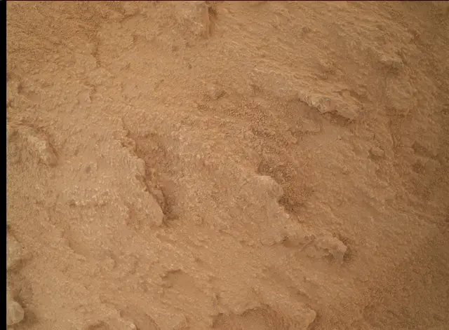 Sol 3839: Mars Hand Lens Imager (MAHLI)