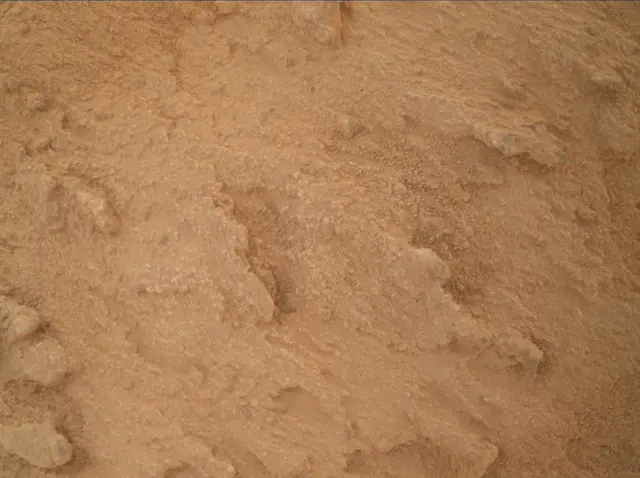 Sol 3839: Mars Hand Lens Imager (MAHLI)