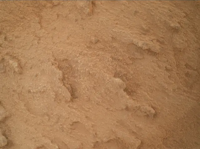 Sol 3839: Mars Hand Lens Imager (MAHLI)