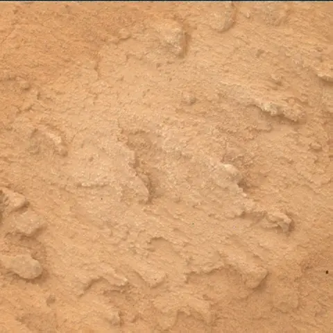 Sol 3839: Mars Hand Lens Imager (MAHLI)