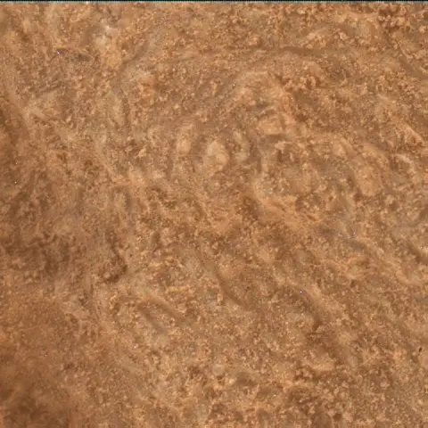 Sol 3839: Mars Hand Lens Imager (MAHLI)