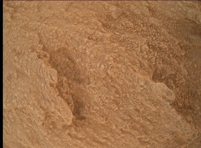 Sol 3839: Mars Hand Lens Imager (MAHLI)