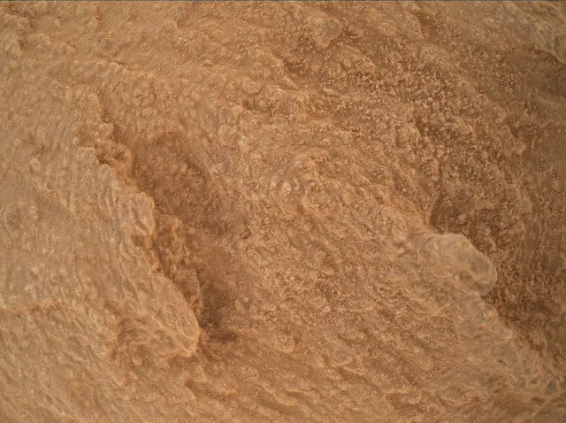 Sol 3839: Mars Hand Lens Imager (MAHLI)