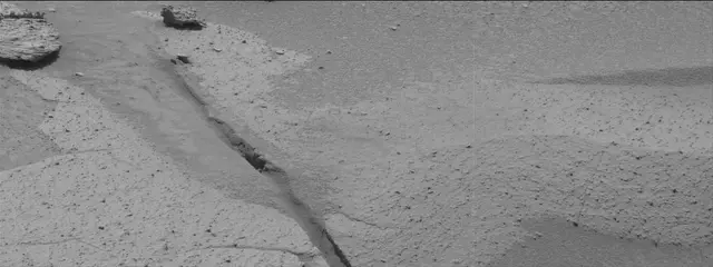 Sol 3841: Mast Camera (Mastcam)