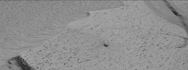 Sol 3841: Mast Camera (Mastcam)