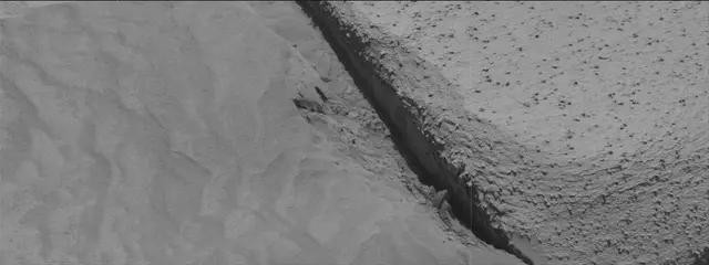 Sol 3841: Mast Camera (Mastcam)