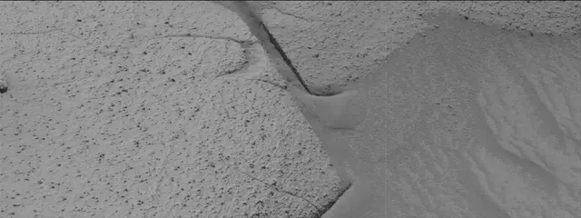 Sol 3841: Mast Camera (Mastcam)