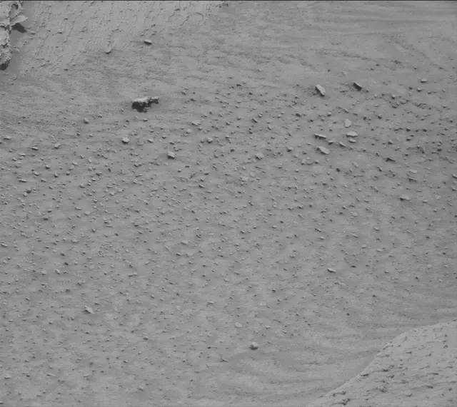 Sol 3841: Mast Camera (Mastcam)