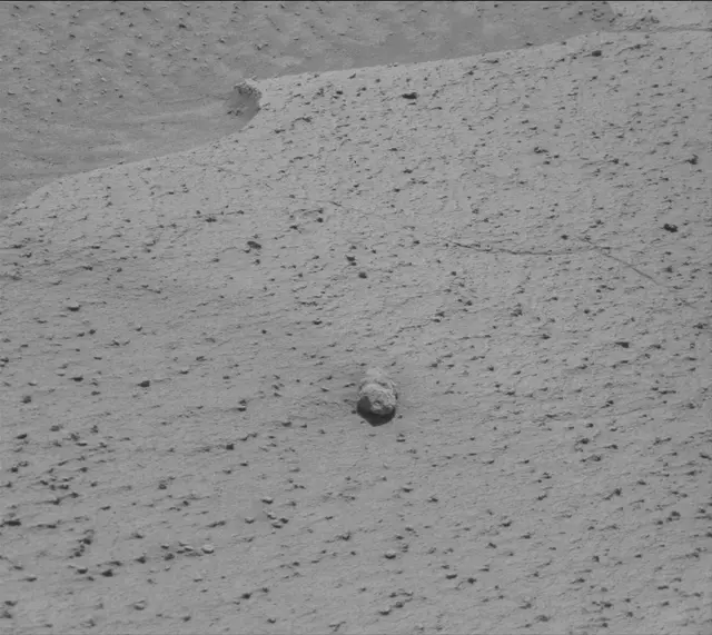 Sol 3841: Mast Camera (Mastcam)