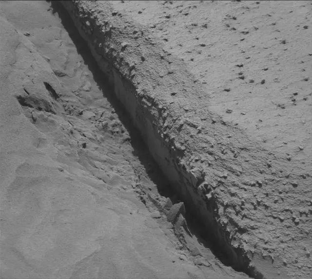 Sol 3841: Mast Camera (Mastcam)