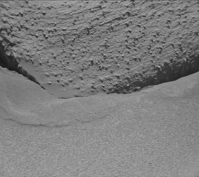 Sol 3841: Mast Camera (Mastcam)