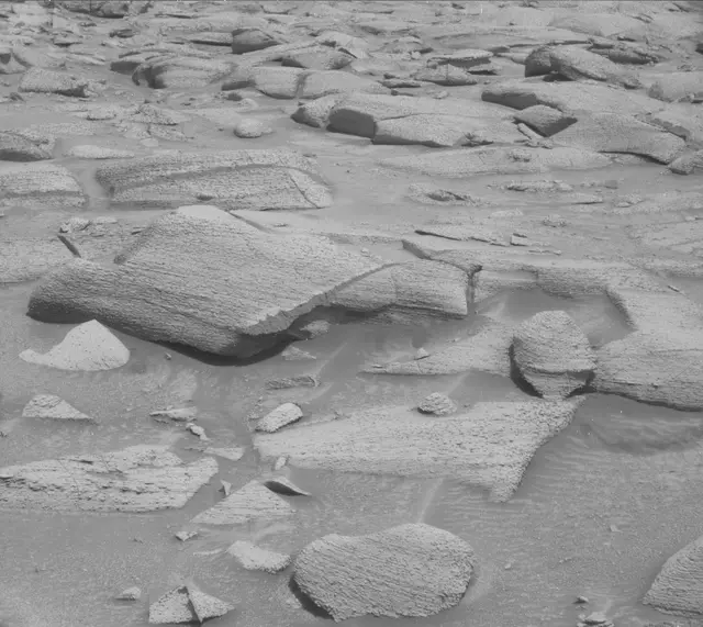Sol 3842: Mast Camera (Mastcam)