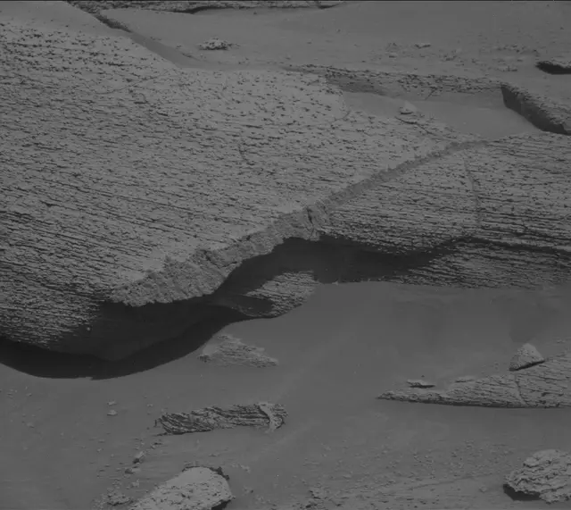 Sol 3842: Mast Camera (Mastcam)