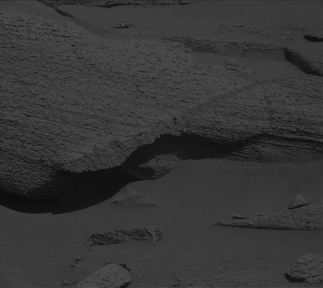 Sol 3842: Mast Camera (Mastcam)