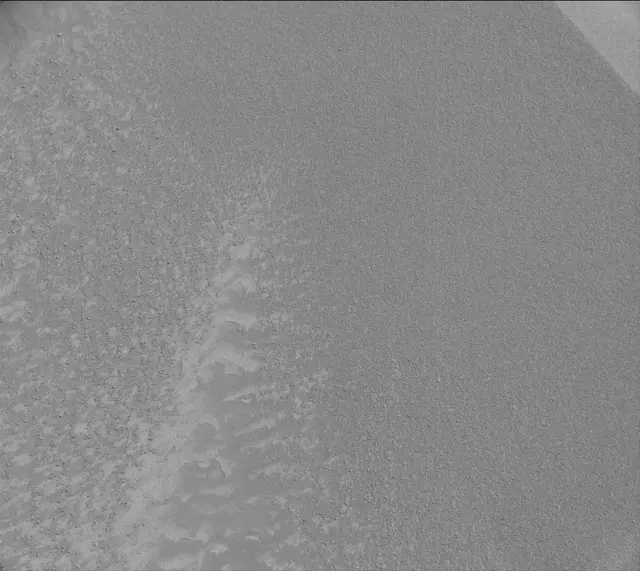 Sol 3843: Mast Camera (Mastcam)