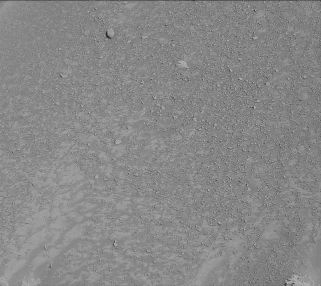 Sol 3843: Mast Camera (Mastcam)