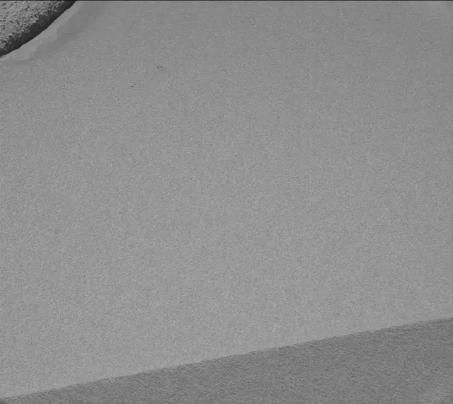 Sol 3843: Mast Camera (Mastcam)