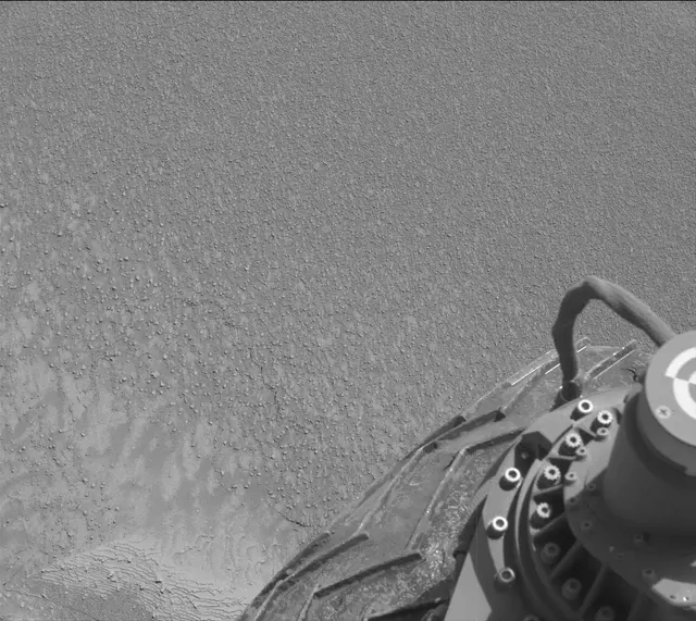 Sol 3843: Mast Camera (Mastcam)