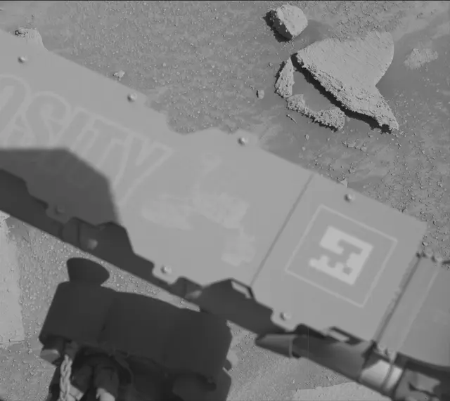 Sol 3843: Mast Camera (Mastcam)
