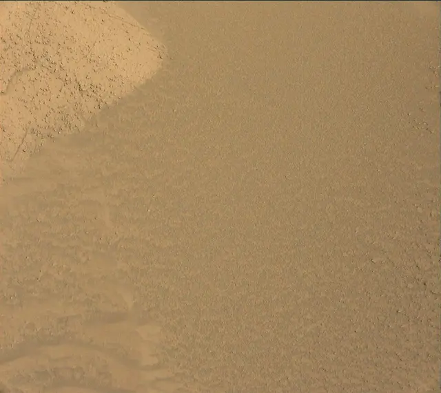 Sol 3843: Mast Camera (Mastcam)