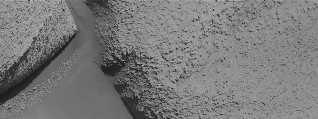 Sol 3845: Mast Camera (Mastcam)