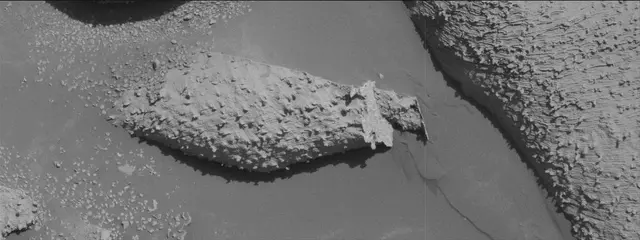 Sol 3845: Mast Camera (Mastcam)