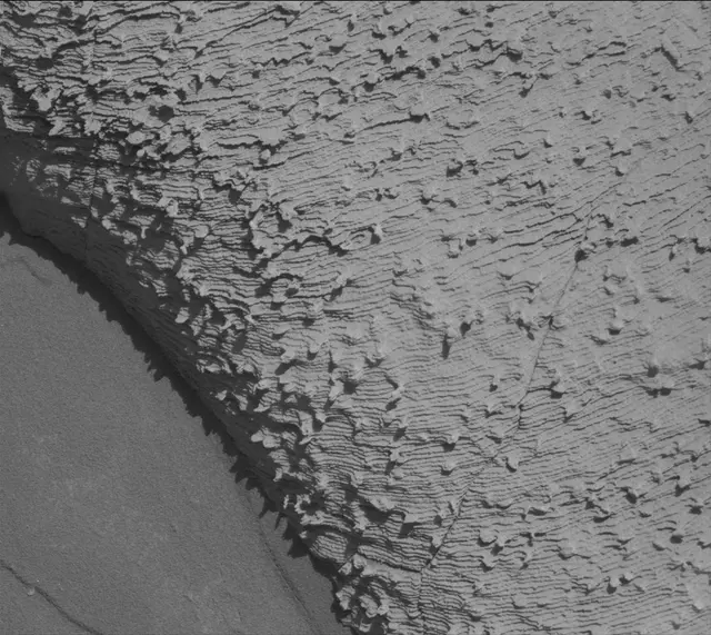 Sol 3845: Mast Camera (Mastcam)
